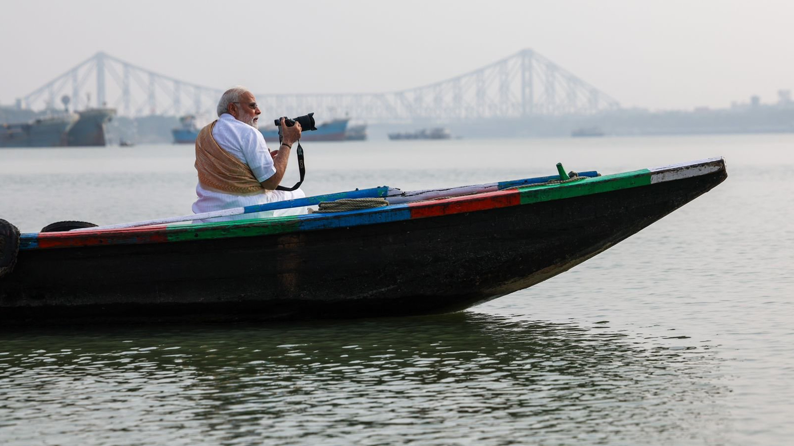 PM Modi shares glimpses of Hooghly boat ride, pays tribute to Ganga