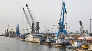 EXPLAINER-How the Iran war oil and gas supply shock compares with past disruptions