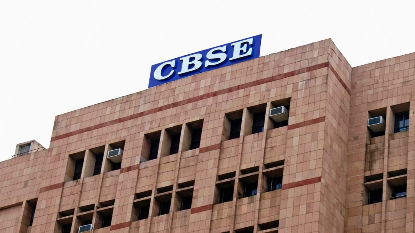 Centre moves to overhaul CBSE payment gateway system amid re-evaluation portal issues