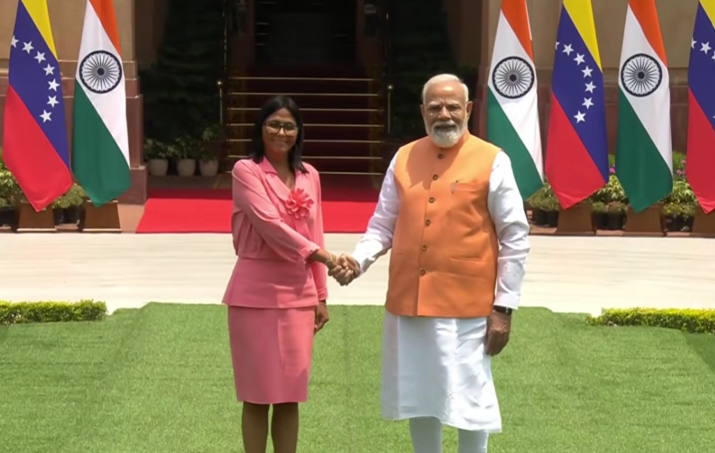 PM Modi Meets Venezuela’s Acting President Delcy Rodriguez, Reviews Bilateral Cooperation