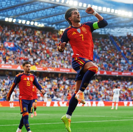 FIFA World Cup: Iraq hold Spain in warm-up, Sweden play out 2-2 draw with Greece
