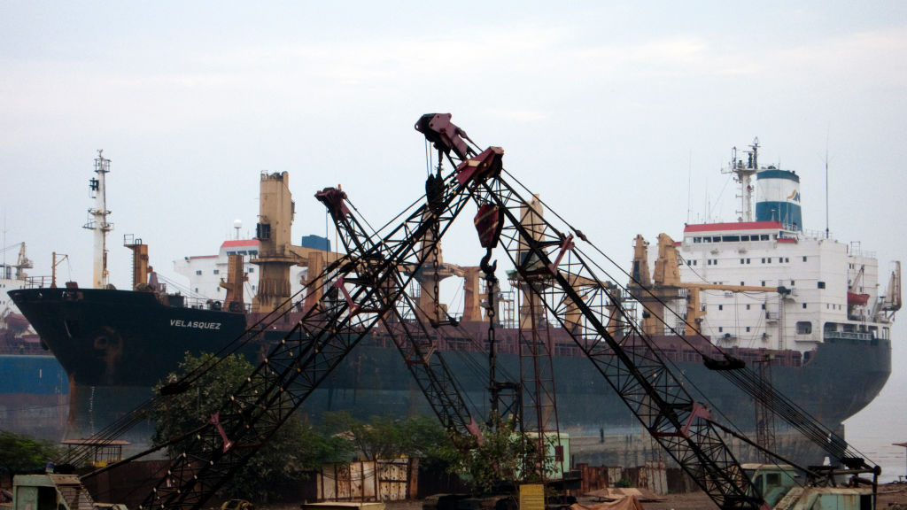 India becomes world’s top ship recycling nation in 2025, achieves MIV 2030 target ahead of schedule