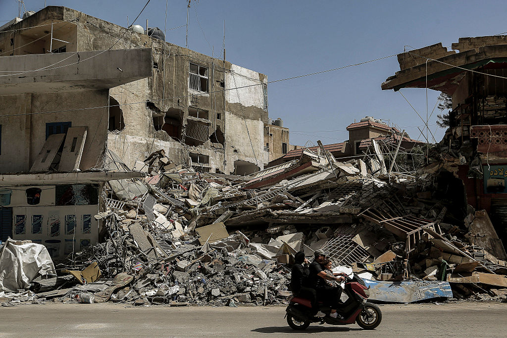 Israeli Airstrikes Kill At Least 18 in Southern Lebanon