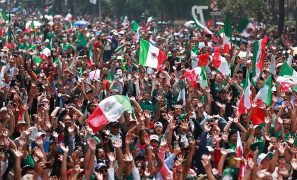 Mexico City chases world record for largest Mexican wave ahead of World Cup