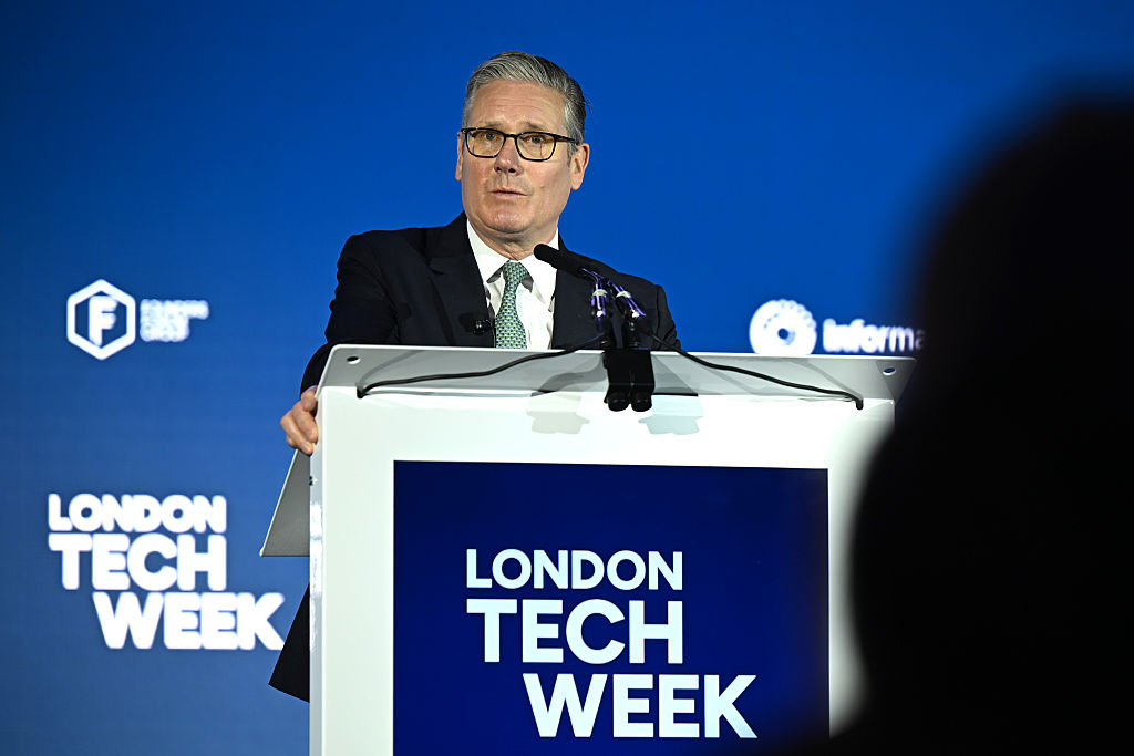 Big tech firms must stop young people circulating nude images, says UK PM Starmer