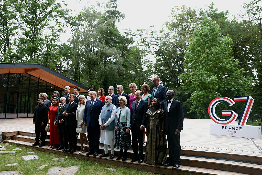 G7 leaders back Ukraine, plan greater pressure on Russia