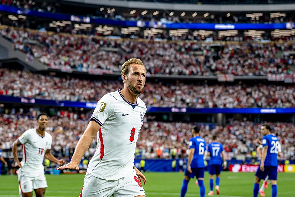 Kane draws level with Lineker as England outgun Croatia