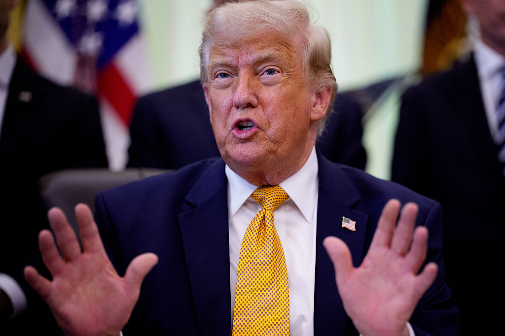 Trump signs orders calling for powerful quantum computer, targeting 2028