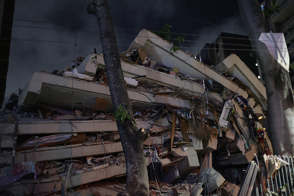US says it is mobilizing assistance for Venezuela after earthquakes