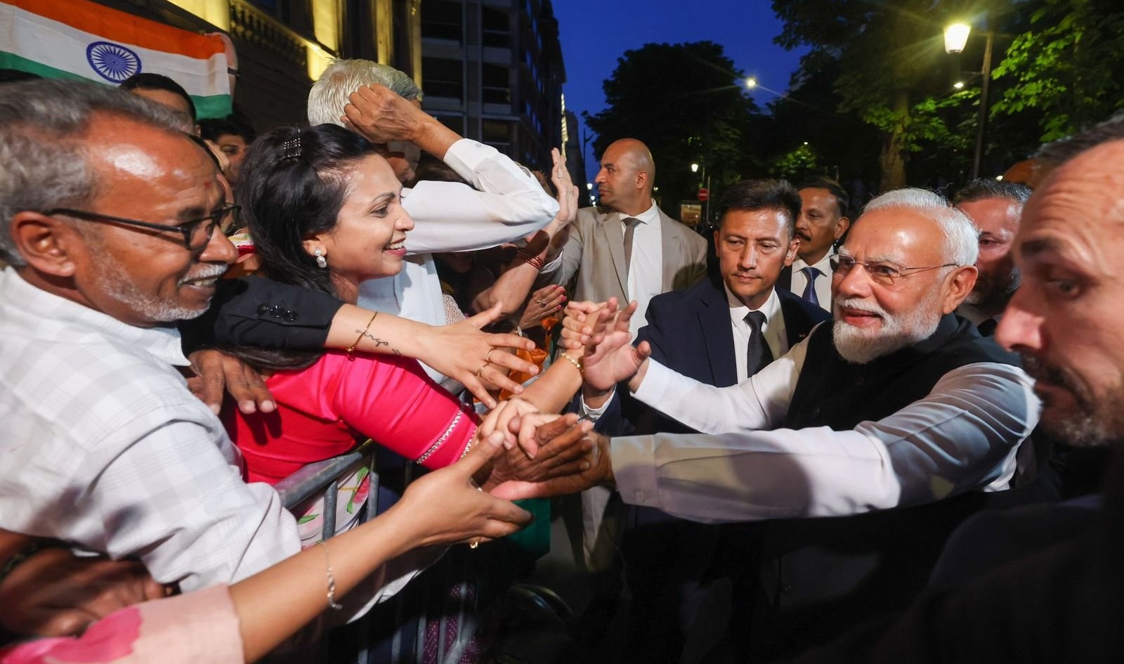 PM Modi arrives in Paris for final leg of France visit