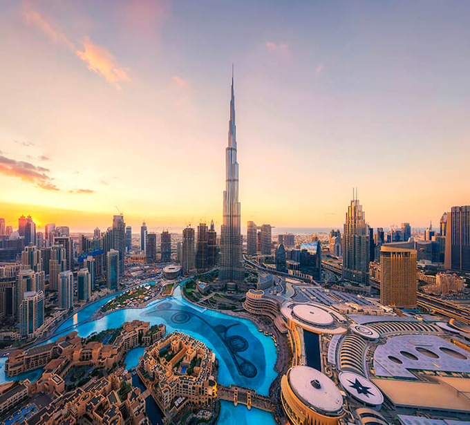 Dubai offers government staff four-day work week this summer