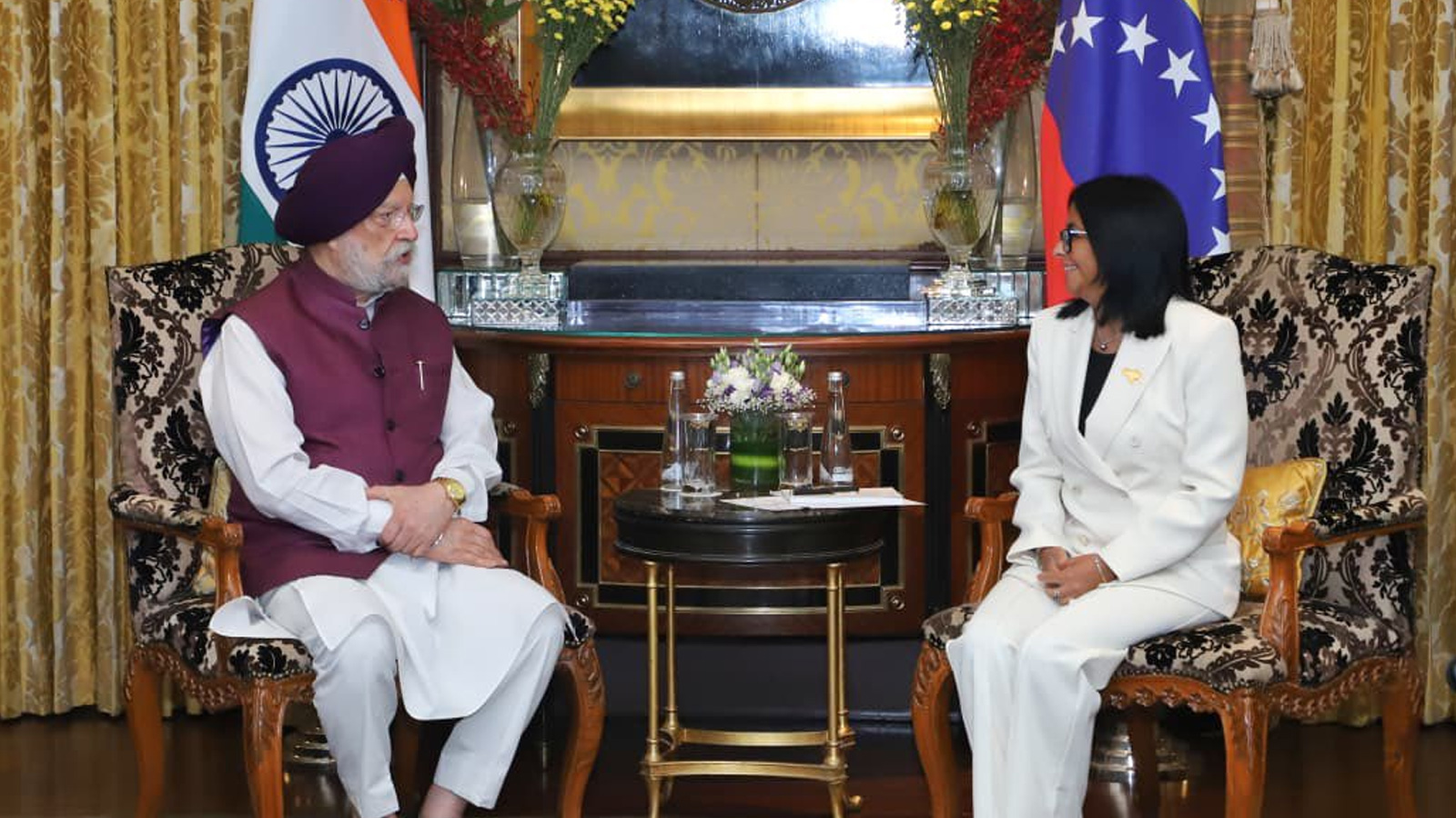 Hardeep Singh Puri holds talks with Venezuela’s Acting President, reaffirms strategic energy partnership