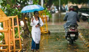 Light rain brings relief to Delhi-NCR; IMD predicts thunderstorms, gusty winds