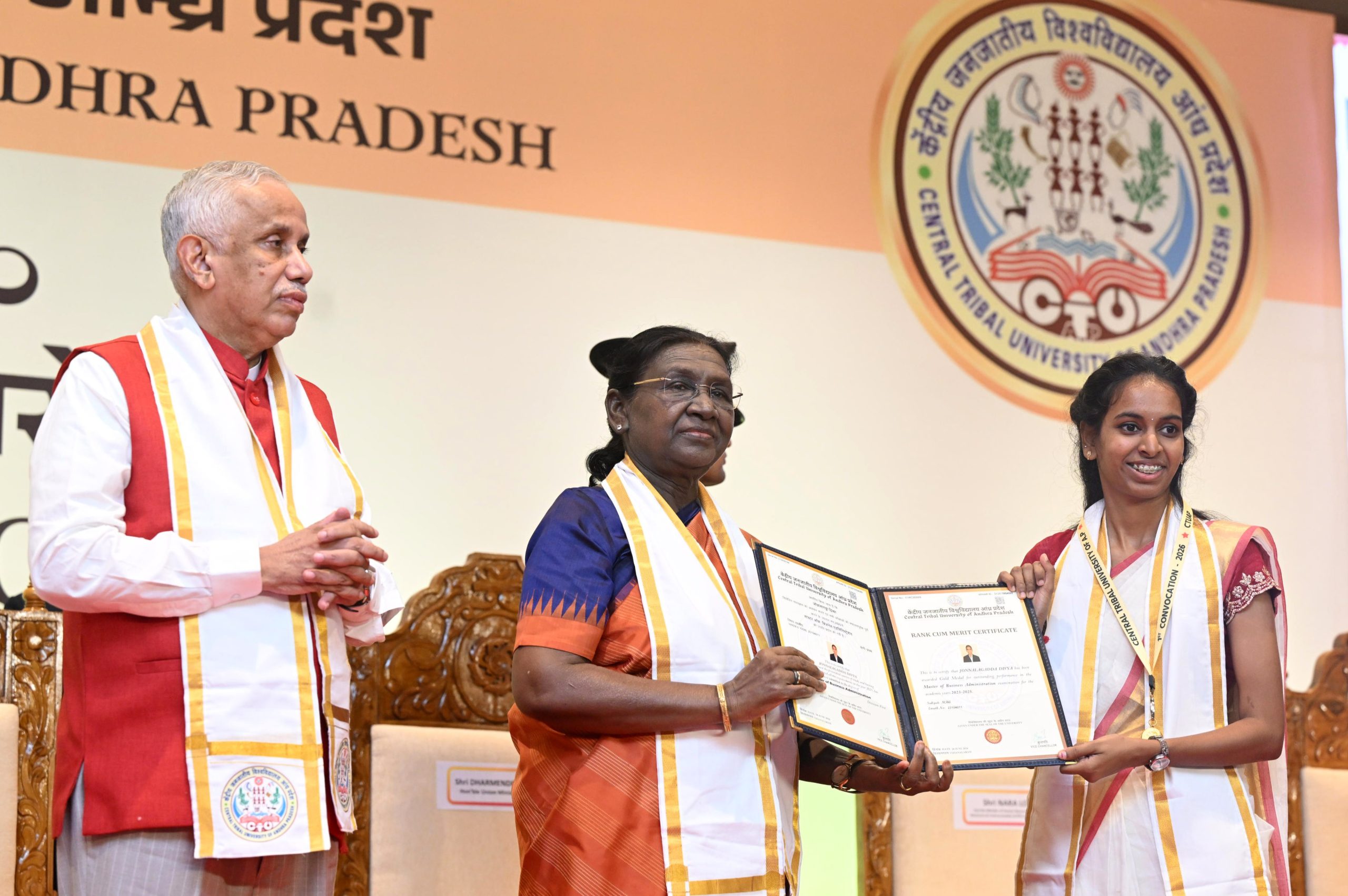 President Murmu urges tribal students to blend modern education with cultural roots at CTU Andhra Pradesh convocation