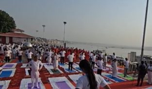 Yoga awareness drive held in Varanasi under ‘Gangotri to Gangasagar’ campaign