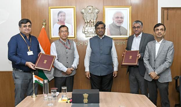 Centre Signs MoU with BharatBenz for Old Vehicle Replacement Scheme in Delhi-NCR