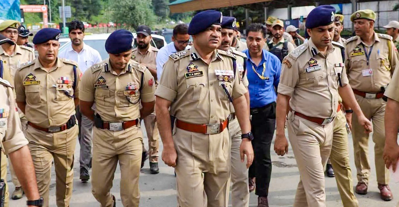 Police appeals public to stay away from banks of Chenab River in Ramban as rains wreak havoc in J-K