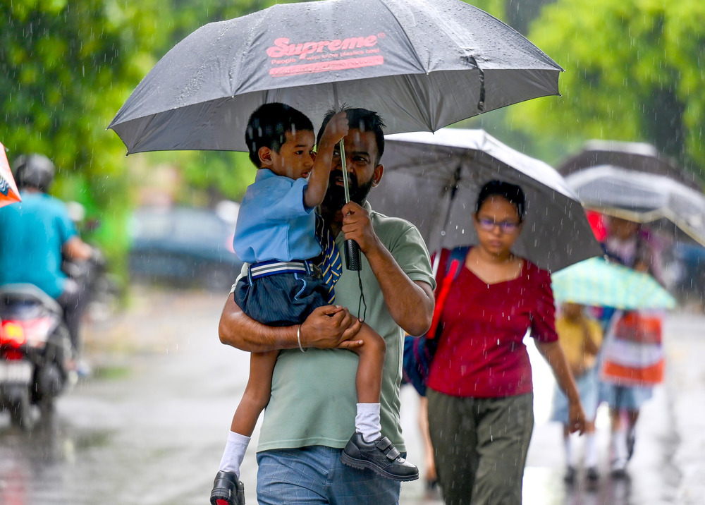 Orange alert issued for Mumbai, Thane; Mandvi records 150 mm rainfall