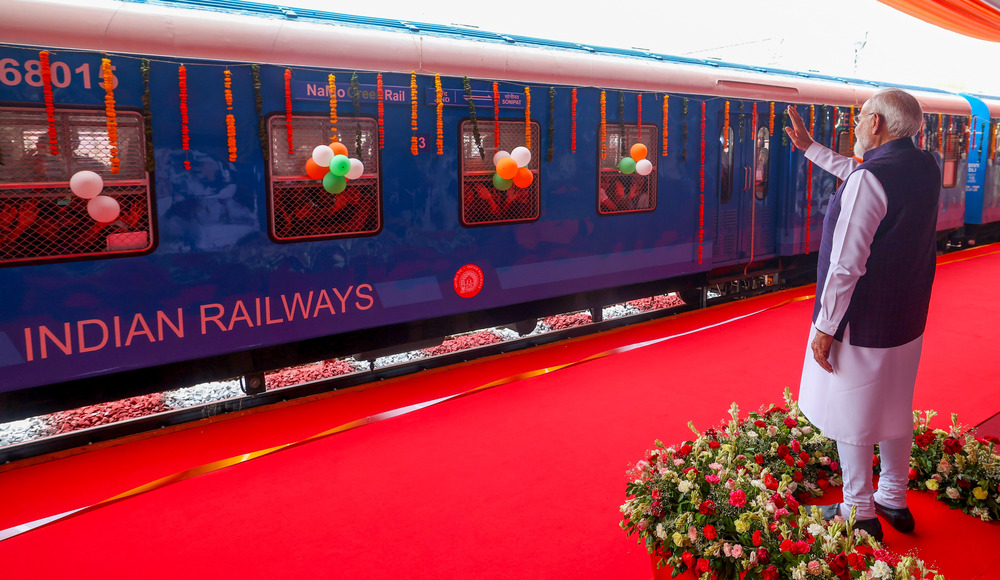 India’s first Hydrogen Train marks resounding success on Jind-Sonipat route