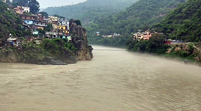 Heavy rain swells Alaknanda; authorities issue safety advisory in Rudraprayag