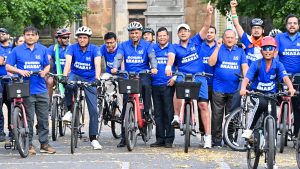 Mansukh Mandaviya leads 'Cheer for Bharat' cycling rally in Glasgow, promotes Fit India Movement