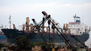 Greenfield shipbuilding cluster to come up in Gujarat's Porbandar; Centre backs ₹1,570 crore Vadinar ship repair project