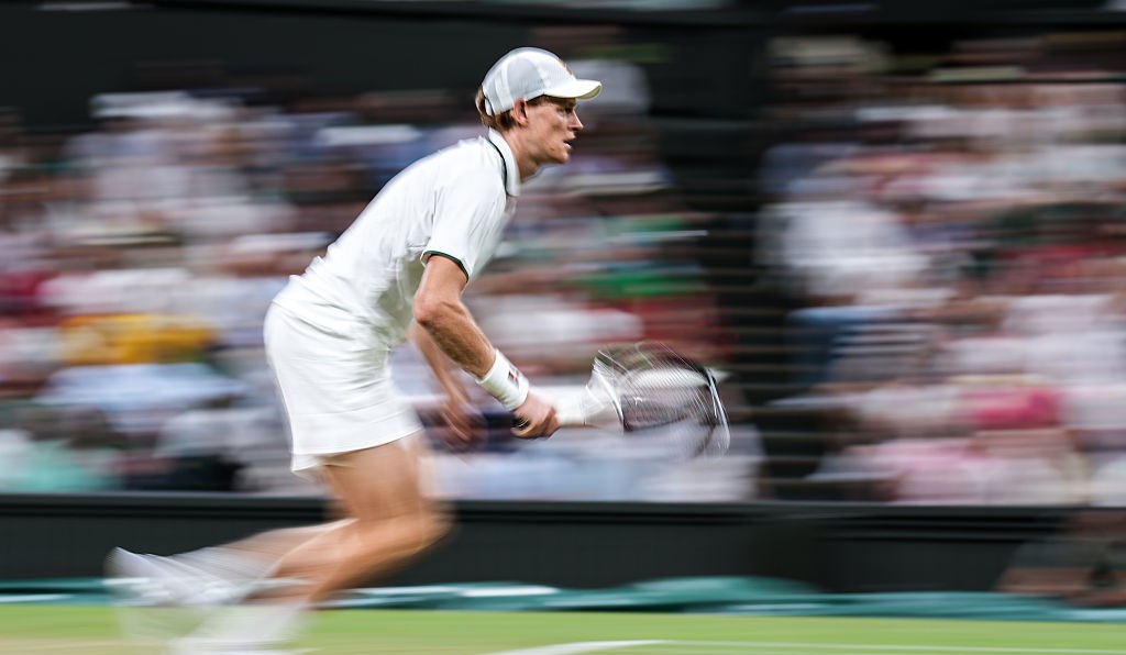 Sinner beats Mochizuki to reach fifth straight Wimbledon quarter-final