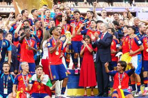 Spain unites in joy at second World Cup crown