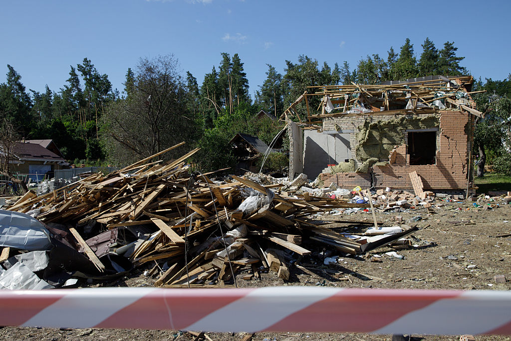 Russian strikes on Ukraine kill seven; Poland scrambles fighter jets
