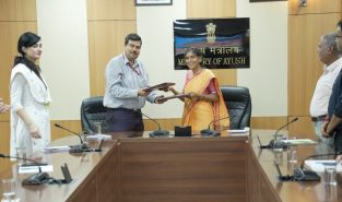Ministry of Ayush, IndiaAI Sign MoU to Advance AI in Traditional Medicine