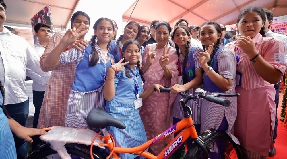 “May every daughter of Delhi move forward”: CM Rekha Gupta distributes over 3,000 bicycles under ‘Vidya Vahini Yojana’