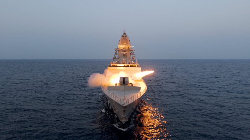 INS-Mahendragiri-rajnath-6