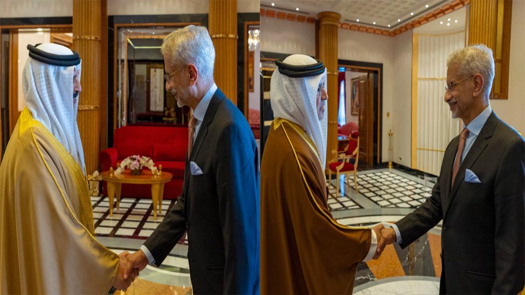 Jaishankar-Bahrain-king-2