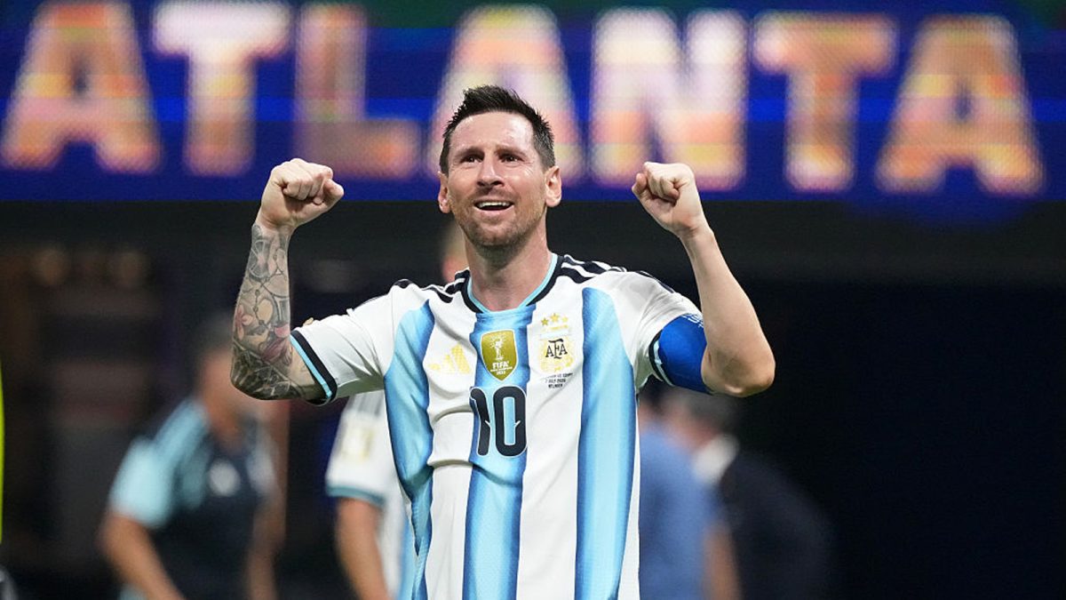 Extended Indian Summer brings Lionel Messi back to the summit again