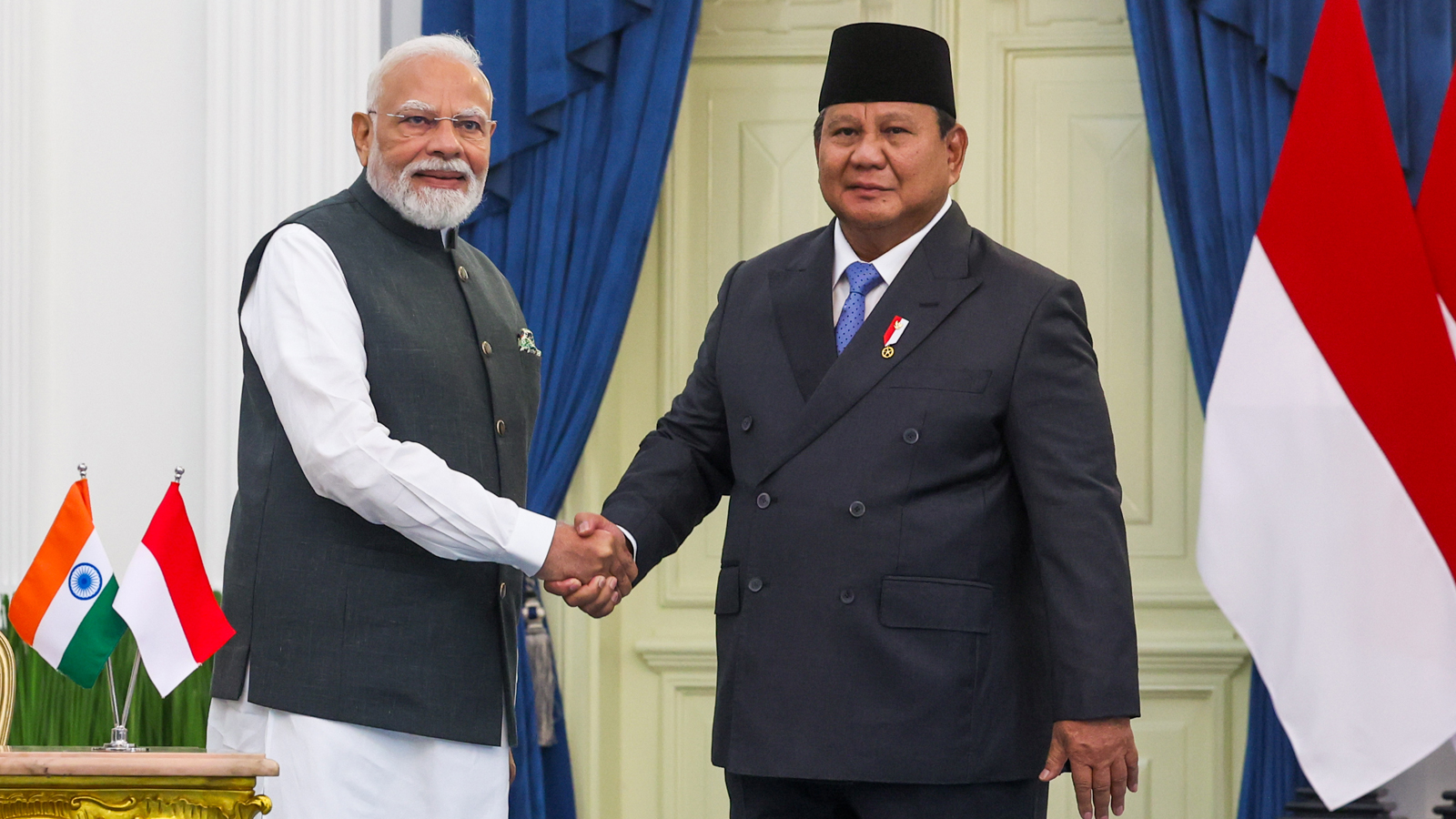 PM Modi presented rare tea, handicrafts, decoratives to Indonesian President during his three-day visit