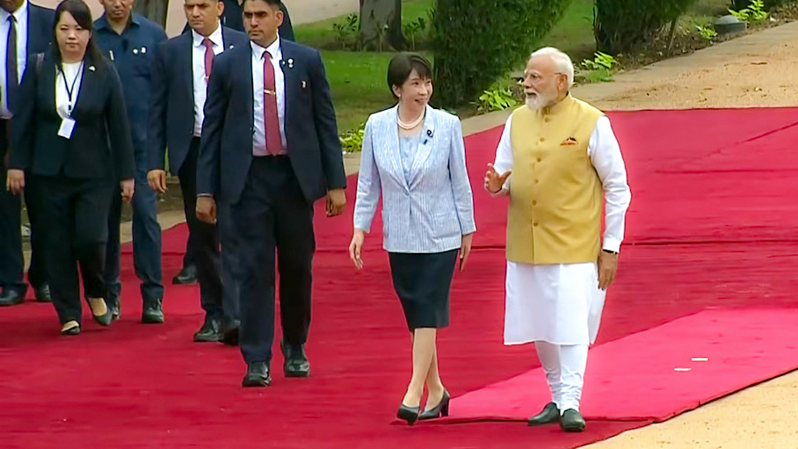 Japanese PM Sanae Takaichi accorded ceremonial Guard of Honour at Rashtrapati Bhavan ahead of talks with PM Modi
