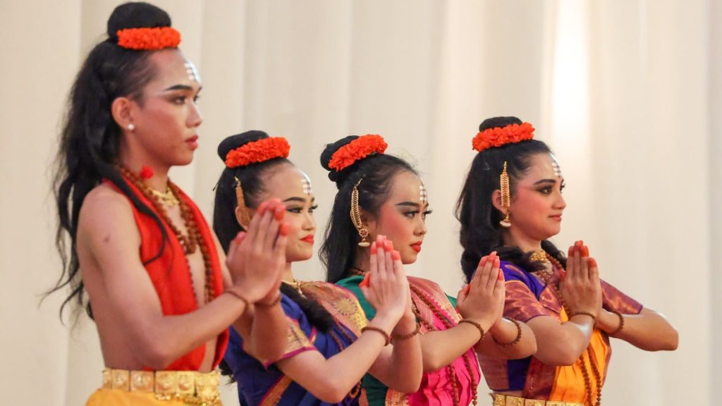 PM-Modi-culture-4