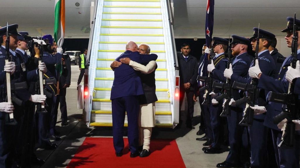 PM-Modi-departs-2