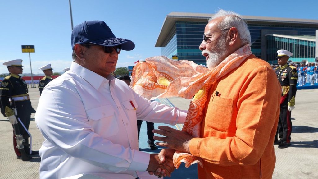 PM-Modi-departs-2