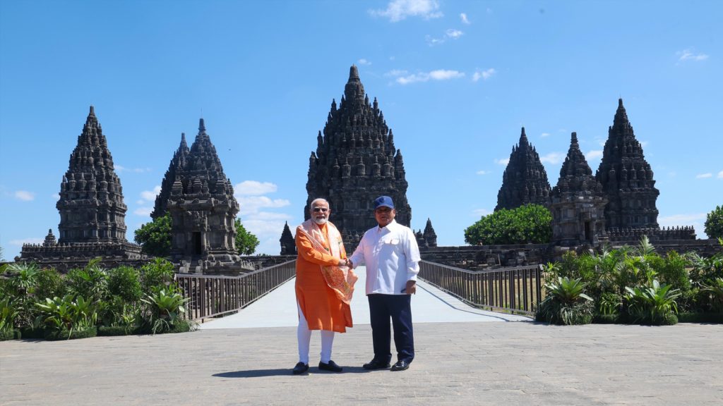 PM-Modi-departs-7