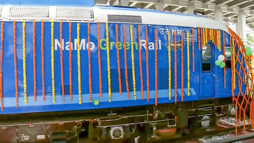 PM-Modi-hydrogen-train-6