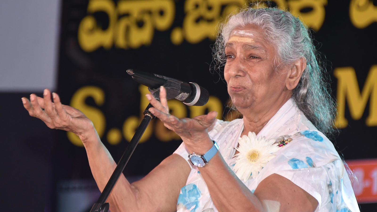 President Murmu, PM Modi express grief over veteran singer S. Janaki’s demise