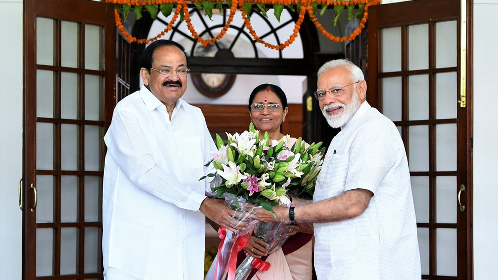 PM Modi extends birthday greetings to Venkaiah Naidu, lauds his contribution to nation building