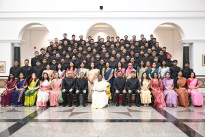 Officer Trainees of Indian Forest Service call on President Droupadi Murmu at Rashtrapati Bhawan