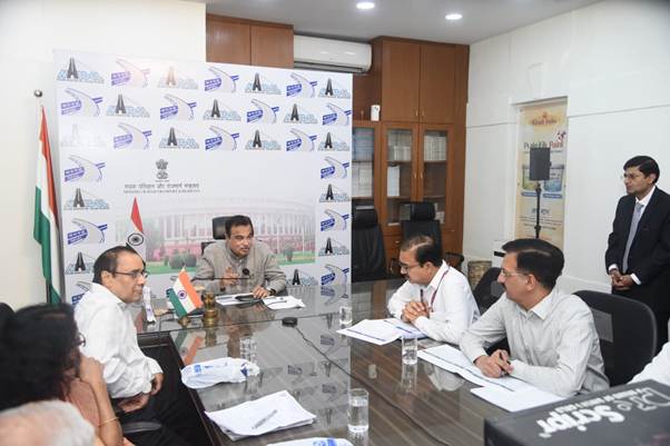 Timely completion of multimodal projects key to boosting logistics: Gadkari