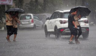 Monsoon Fury: IMD forecasts heavy rain across India, alerts for Delhi, Bengal, Northeast