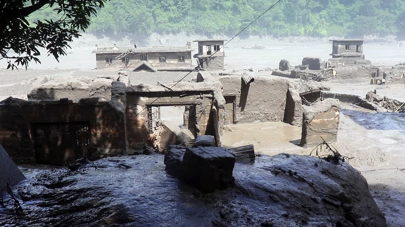 165 dead, over 800 missing after flash floods in Nepal, authorities say