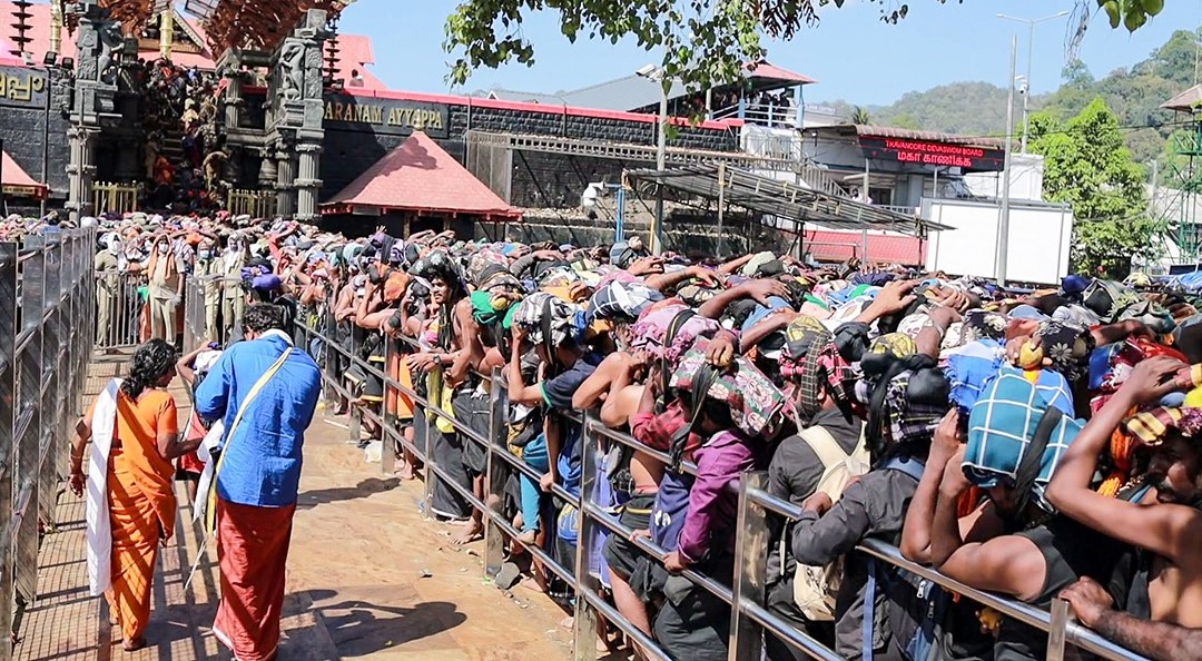 At this temple in Keralam, monkeys get their own Onam feast