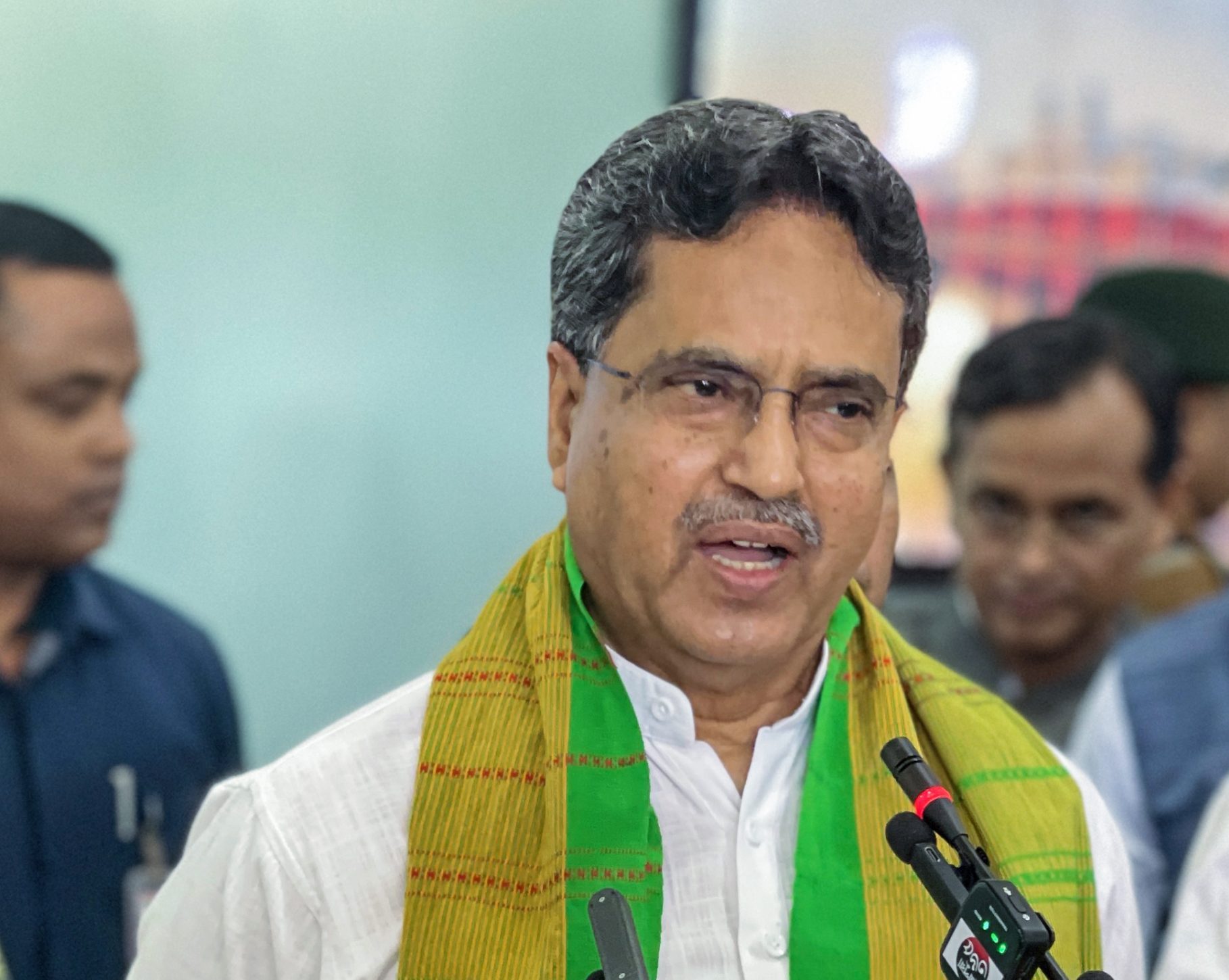 Tripura CM distributes toolkits to skilled Bru youth, stresses economic self-reliance