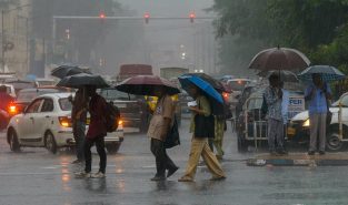 Heavy rain, gusty winds likely in parts of Tamil Nadu over next three days: IMD